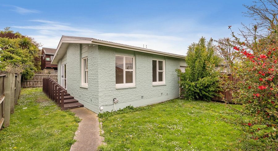  at 2/14 Frederick Street, Waltham, Christchurch City, Canterbury