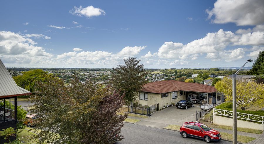  at 76a Churchill Drive, Taradale, Napier, Hawke's Bay