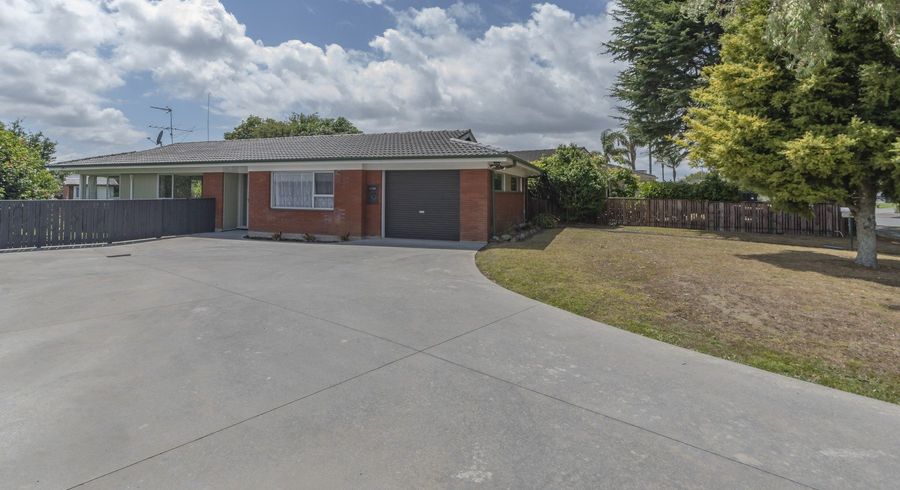  at 17 Barnhill Crescent, Pahurehure, Papakura