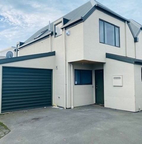  at 2/36 Packe Street, Edgeware, Christchurch