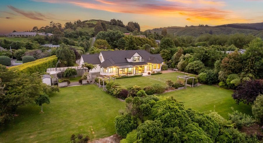  at 30 Emerald Hill Drive, Birchville, Upper Hutt, Wellington