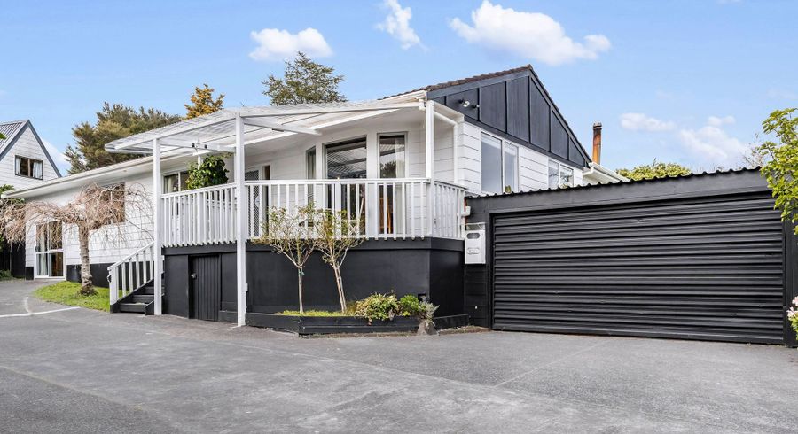  at 8 Houston Place, Bayview, North Shore City, Auckland