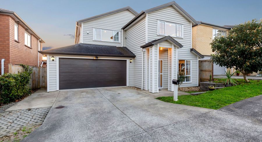  at 4 Shelby Lane, Flat Bush, Manukau City, Auckland