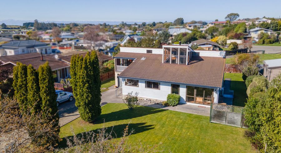  at 12 Charles Street, Weston, Oamaru