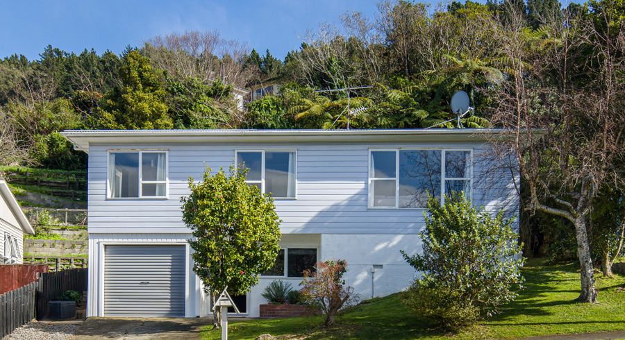  at 5 Turriff Crescent, Tawa, Wellington