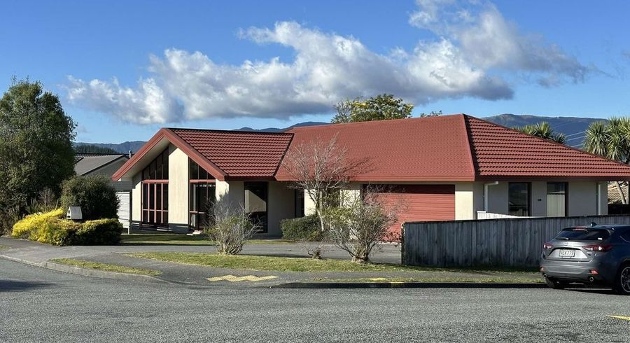  at 37 McEwen Crescent, Riverstone Terraces, Upper Hutt, Wellington