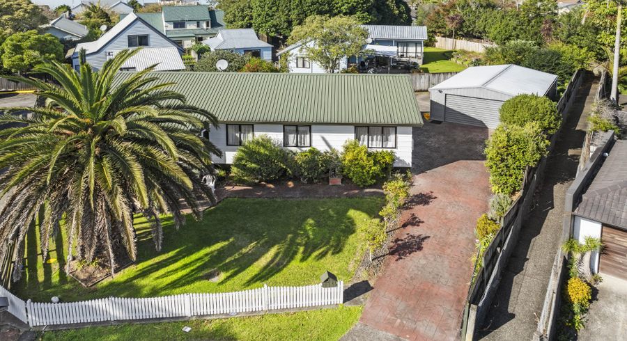  at 42 Pinehurst Place, Wattle Downs, Auckland