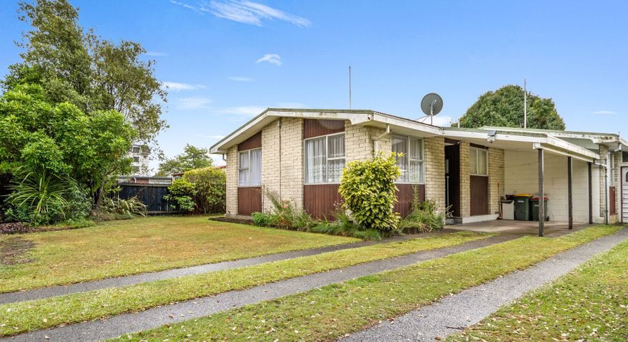  at 8 McKee Avenue, Fenton Park, Rotorua, Bay Of Plenty