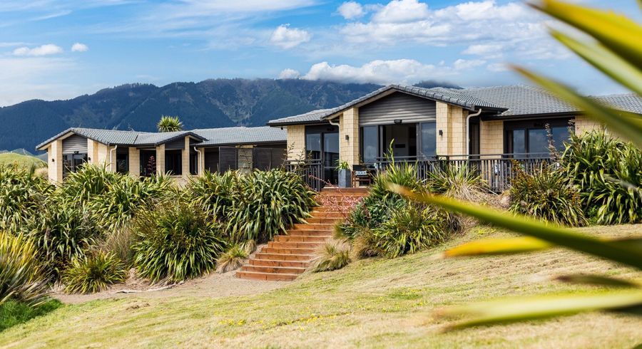  at 37 Pingao Lane, Peka Peka, Kapiti Coast, Wellington