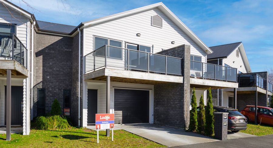  at 6/16 Jones Crescent, Melville, Hamilton