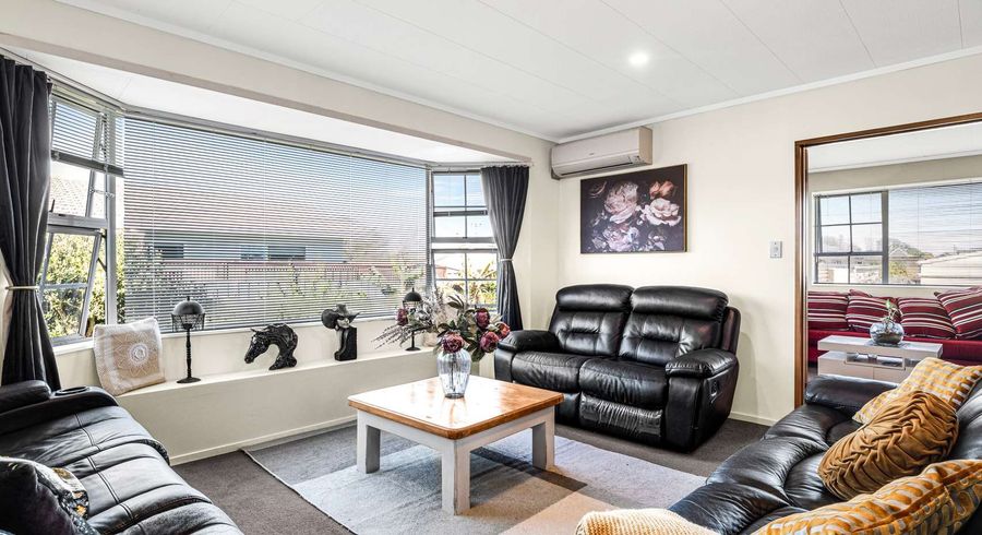  at 15 Downes Avenue, Springvale, Whanganui, Manawatu / Whanganui