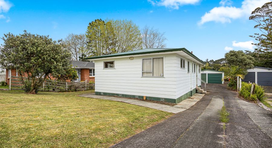  at 99 Riverpark Crescent, Henderson, Auckland