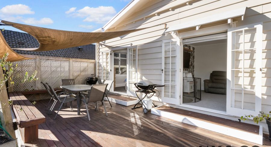  at 2/482 Porchester Road, Randwick Park, Auckland