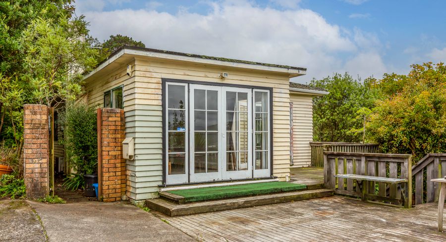  at 24 Miromiro Road, Normandale, Lower Hutt