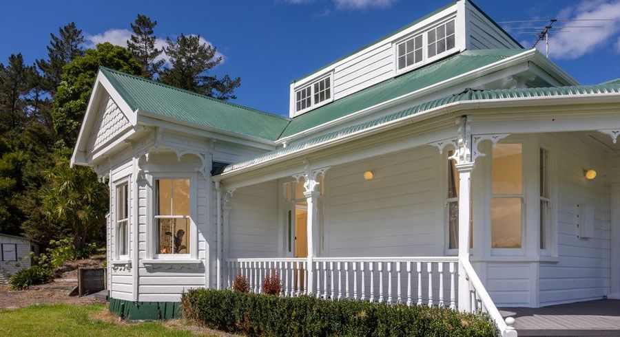 at 24 Mudgeways Road, Massey, Waitakere City, Auckland