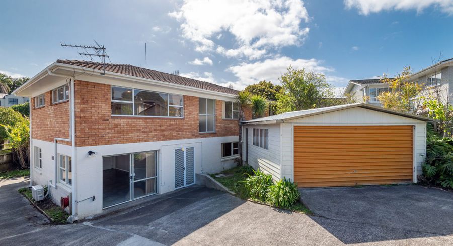  at 6 Bellcroft Place, Belmont, North Shore City, Auckland