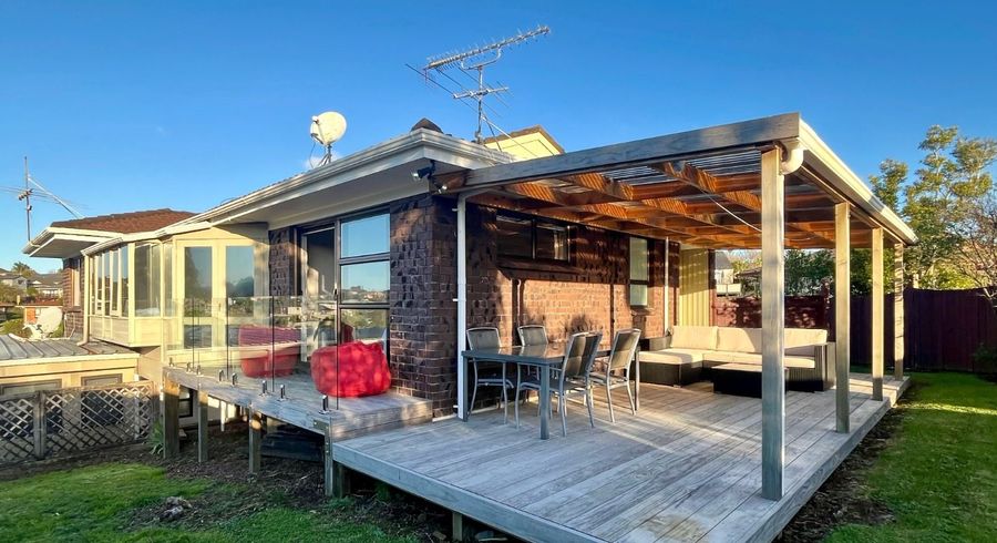  at 32 Rapallo Place, Farm Cove, Manukau City, Auckland