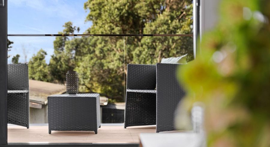  at 6 Robertson Road, Ranui, Waitakere City, Auckland