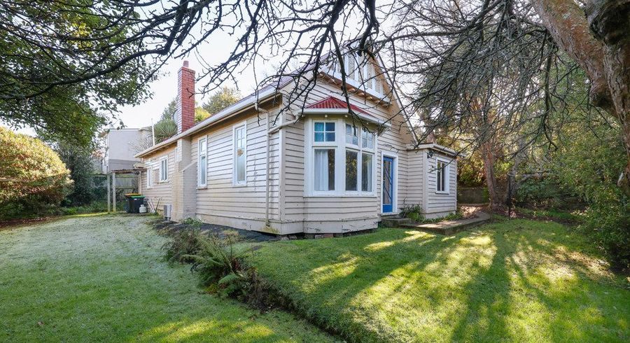  at 10 Newport, Belleknowes, Dunedin, Otago