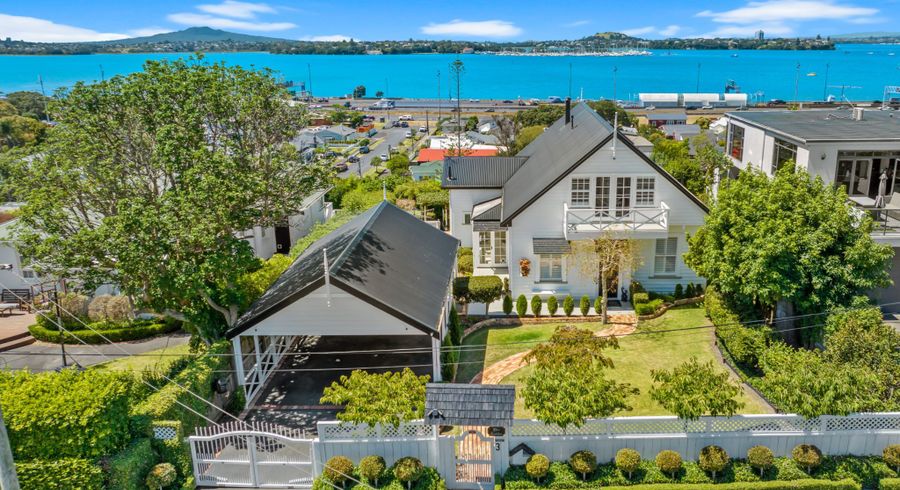  at 3 Richmond Avenue, Northcote Point, North Shore City, Auckland