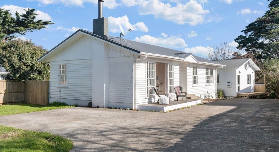  at 136 Edgewater Drive, Pakuranga, Manukau City, Auckland