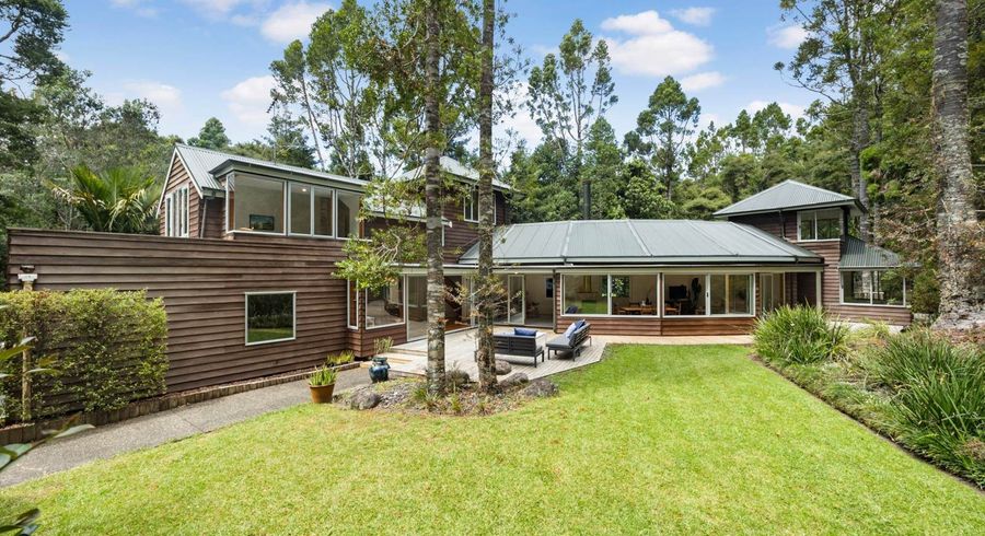  at 30 Fawcett Road, Laingholm, Waitakere City, Auckland