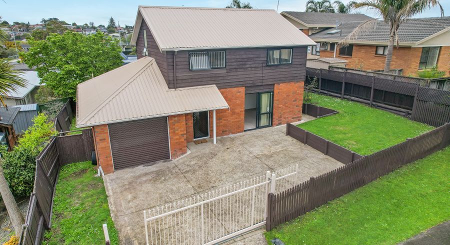  at 1/6 Eugenia Rise, Totara Heights, Auckland