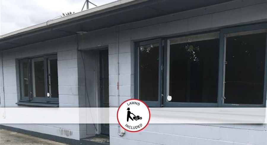  at 2/23 Driver Road, Mangere East, Auckland