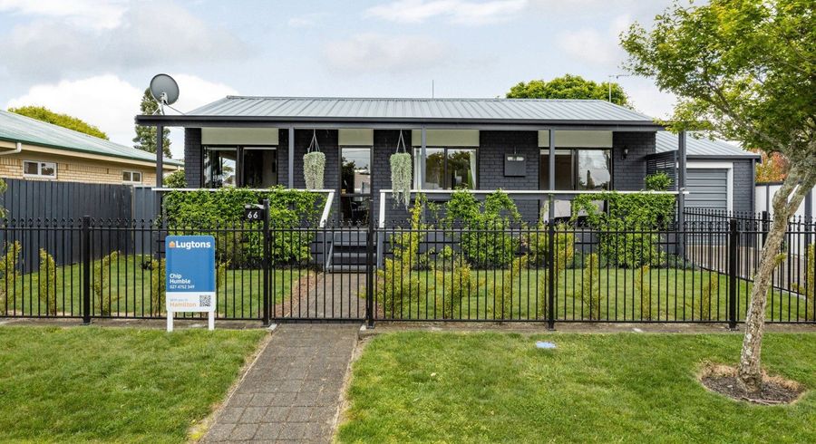  at 66 Queenwood Avenue, Queenwood, Hamilton