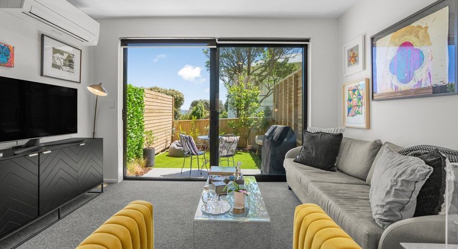  at 4C Ferry Road, Days Bay, Lower Hutt
