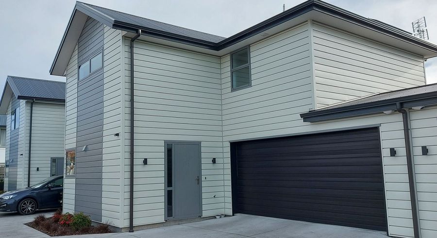  at 35C Whitmore Street, Edgeware, Christchurch