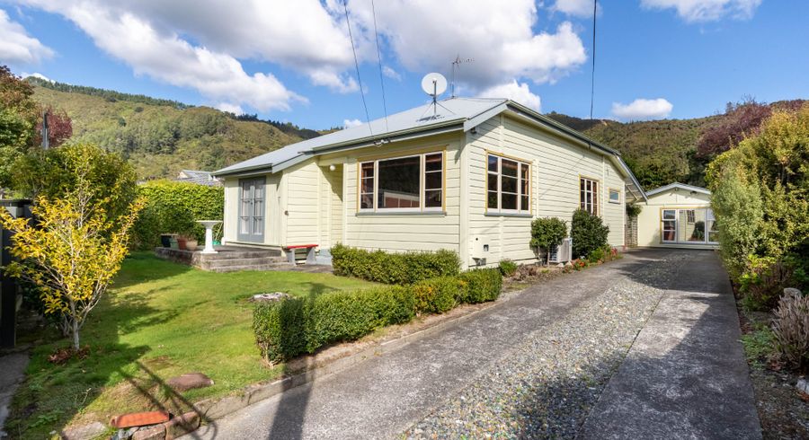  at 164 Rata Street, Naenae, Lower Hutt, Wellington