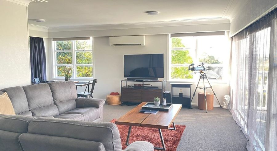  at 5 Hartley Terrace, Massey, Waitakere City, Auckland