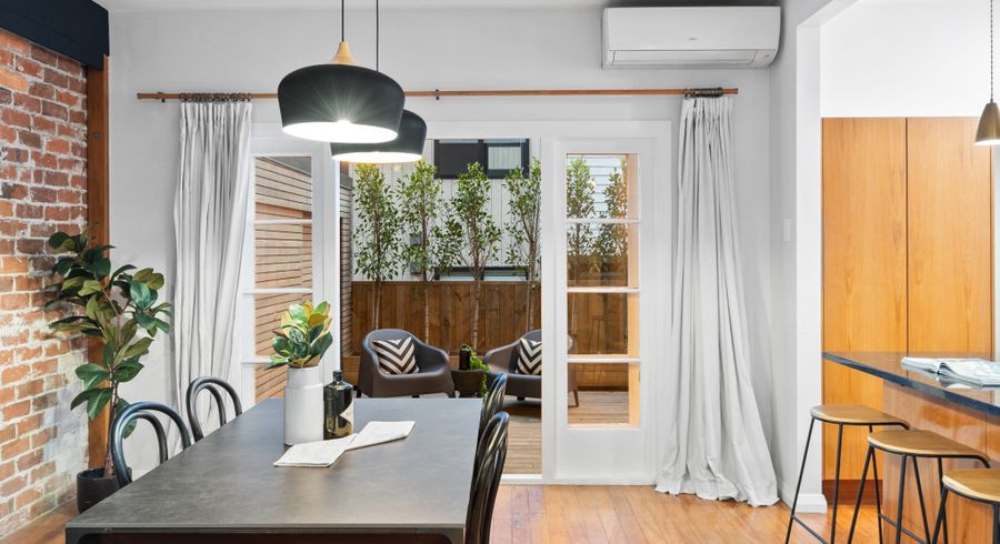  at 1092 Great North Road, Point Chevalier, Auckland City, Auckland