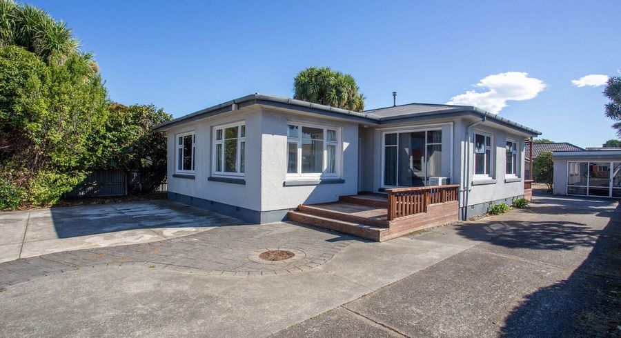  at 74 Springs Road, Hornby, Christchurch City, Canterbury