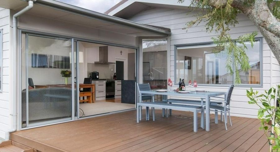  at 1/124 Bucklands Beach Road, Bucklands Beach, Manukau City, Auckland