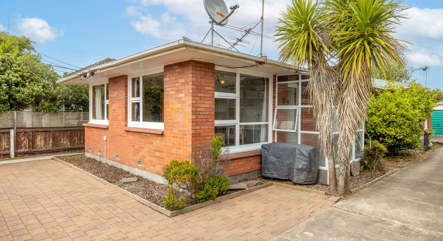  at 1/120 Estuary Road, South New Brighton, Christchurch