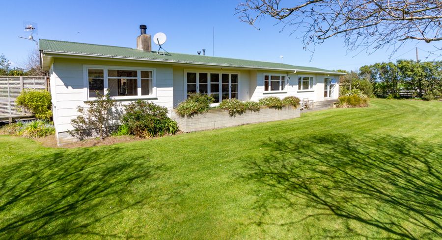  at 106 Soldiers Road, Tangimoana, Palmerston North