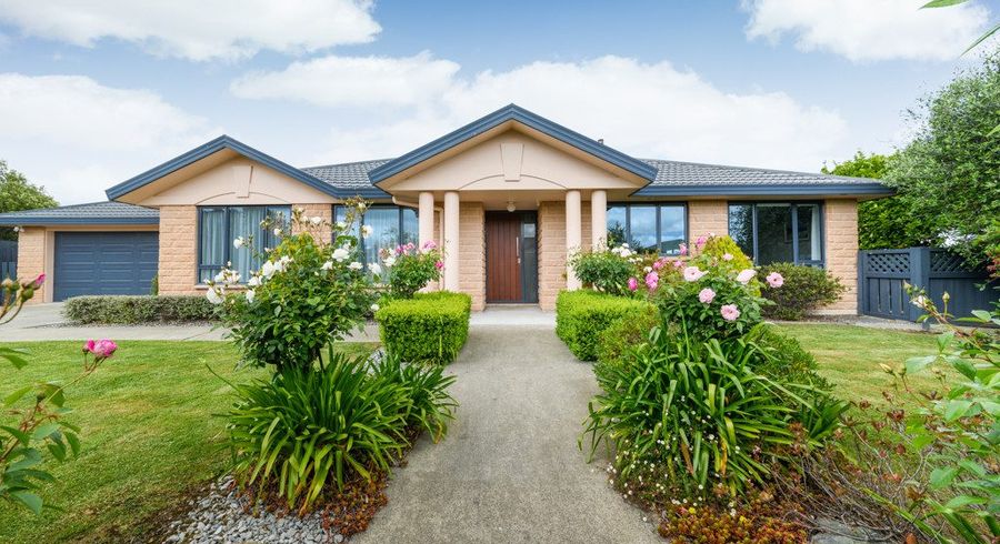  at 6 Logan Views, Kelvin Grove, Palmerston North