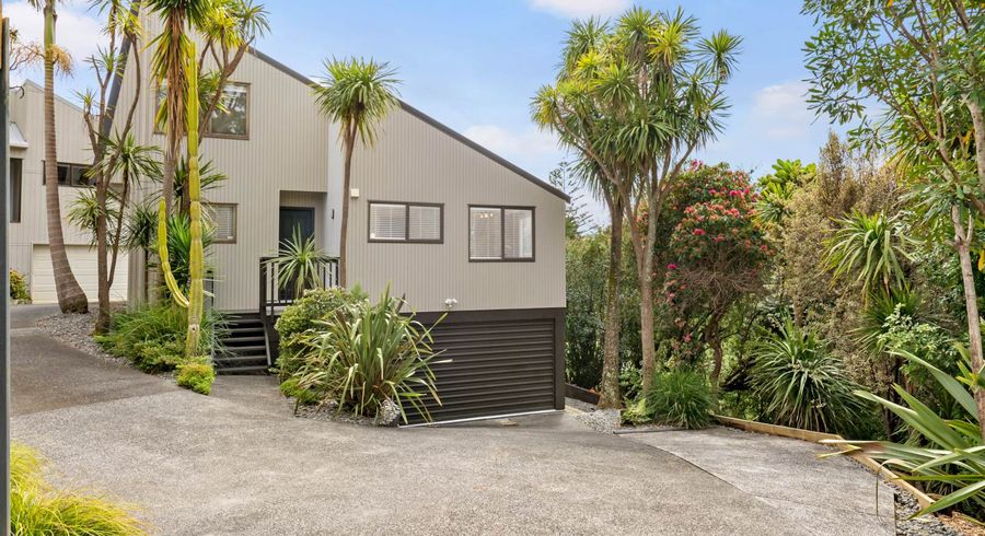  at 18 Rapallo Place, Farm Cove, Auckland