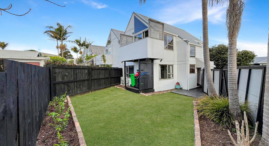  at 1/8 Springleigh Avenue, Mount Albert, Auckland City, Auckland