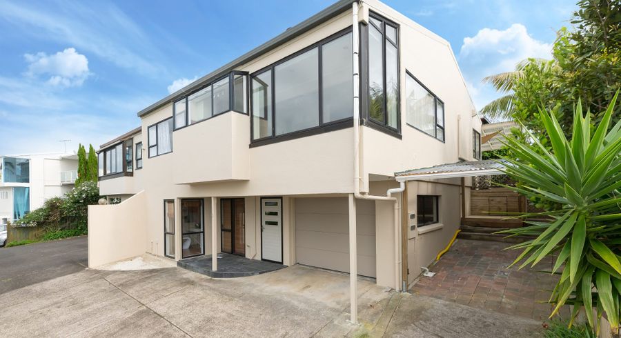  at 3/8 City View Terrace, Birkenhead, North Shore City, Auckland