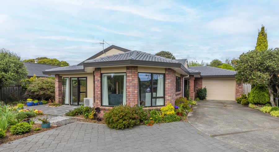  at 64 Cedar Drive, Paraparaumu Beach, Kapiti Coast, Wellington
