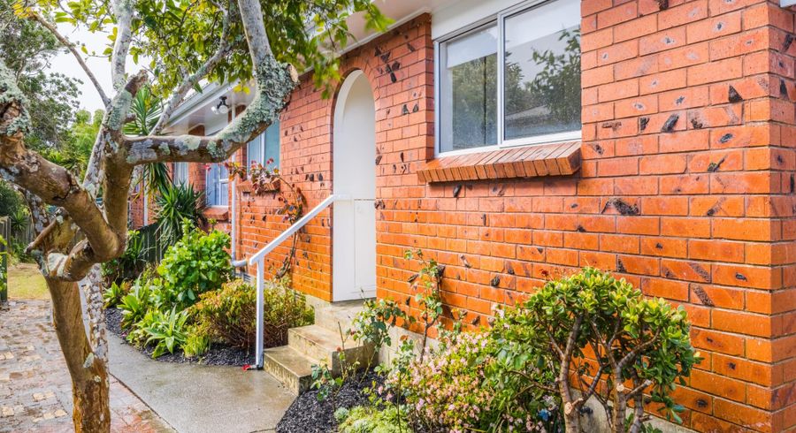 at 2/16 Akehurst Ave, New Lynn, Waitakere City, Auckland
