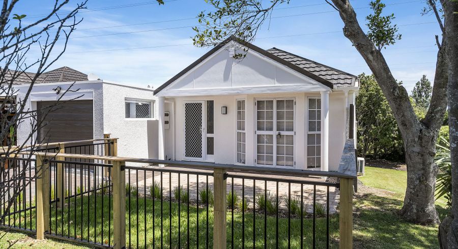  at 22 McAlister Place, Mount Roskill, Auckland
