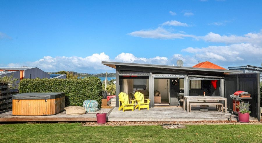  at 8 Nikau Road, Oneroa, Waiheke Island