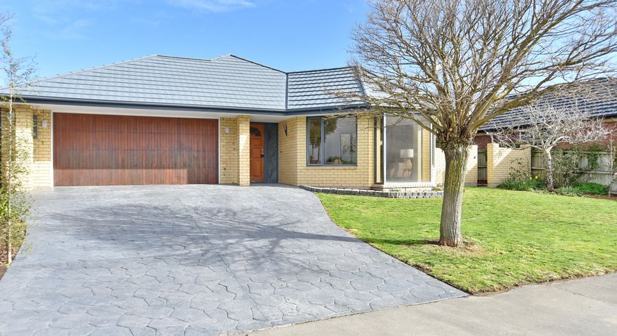  at 7 Courtfield Close, Parklands, Christchurch