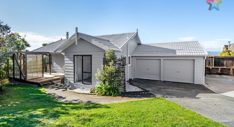  at 21 Jasmine Grove, Maungaraki, Lower Hutt, Wellington