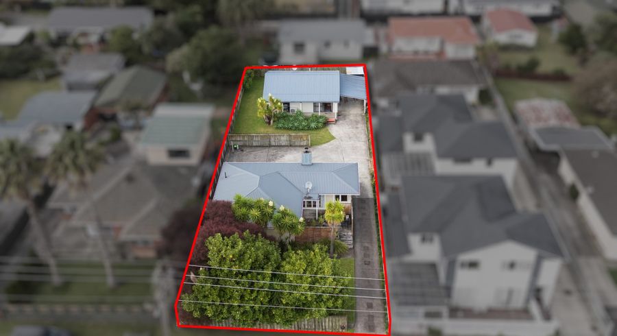  at 115 Wharf Road, Te Atatu Peninsula, Waitakere City, Auckland