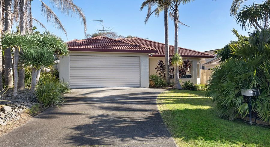  at 7 Greta Place, Stanmore Bay, Whangaparaoa